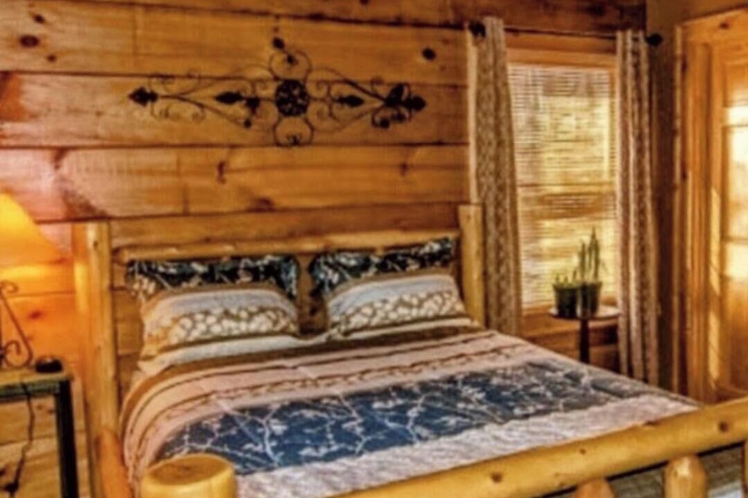 Photo of Bedroom in Iliamna