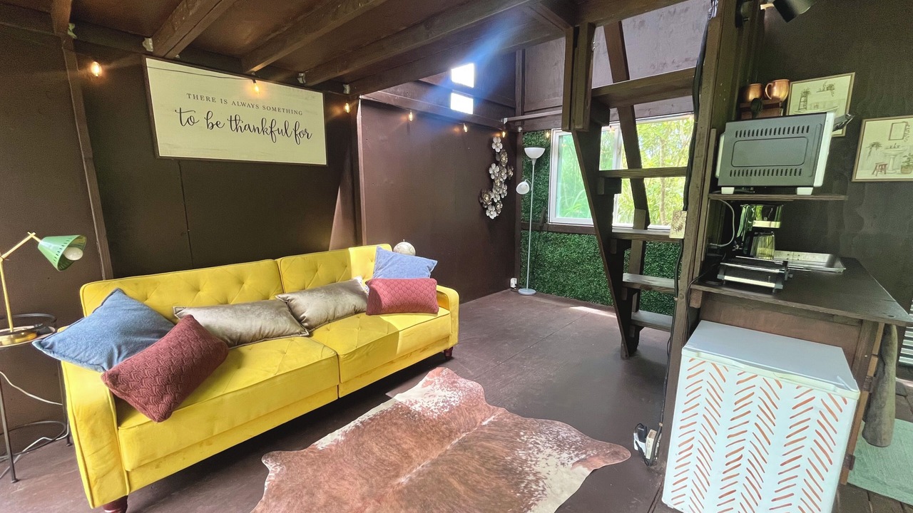 Photo of Livingroom in Punaluu