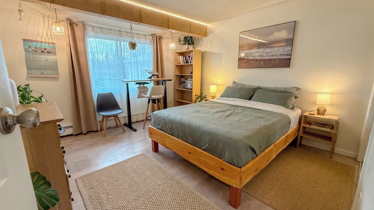 Photo of Bedroom in Northeast Anchorage