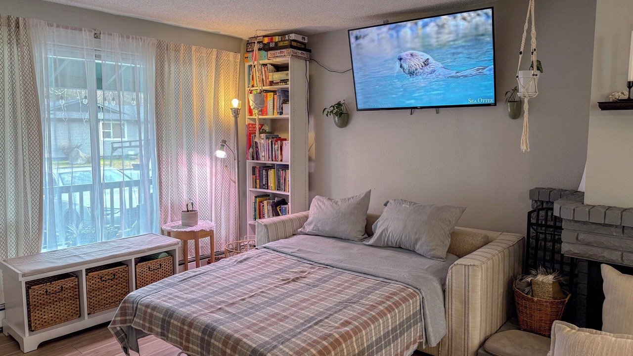 Photo of Bedroom in Northeast Anchorage
