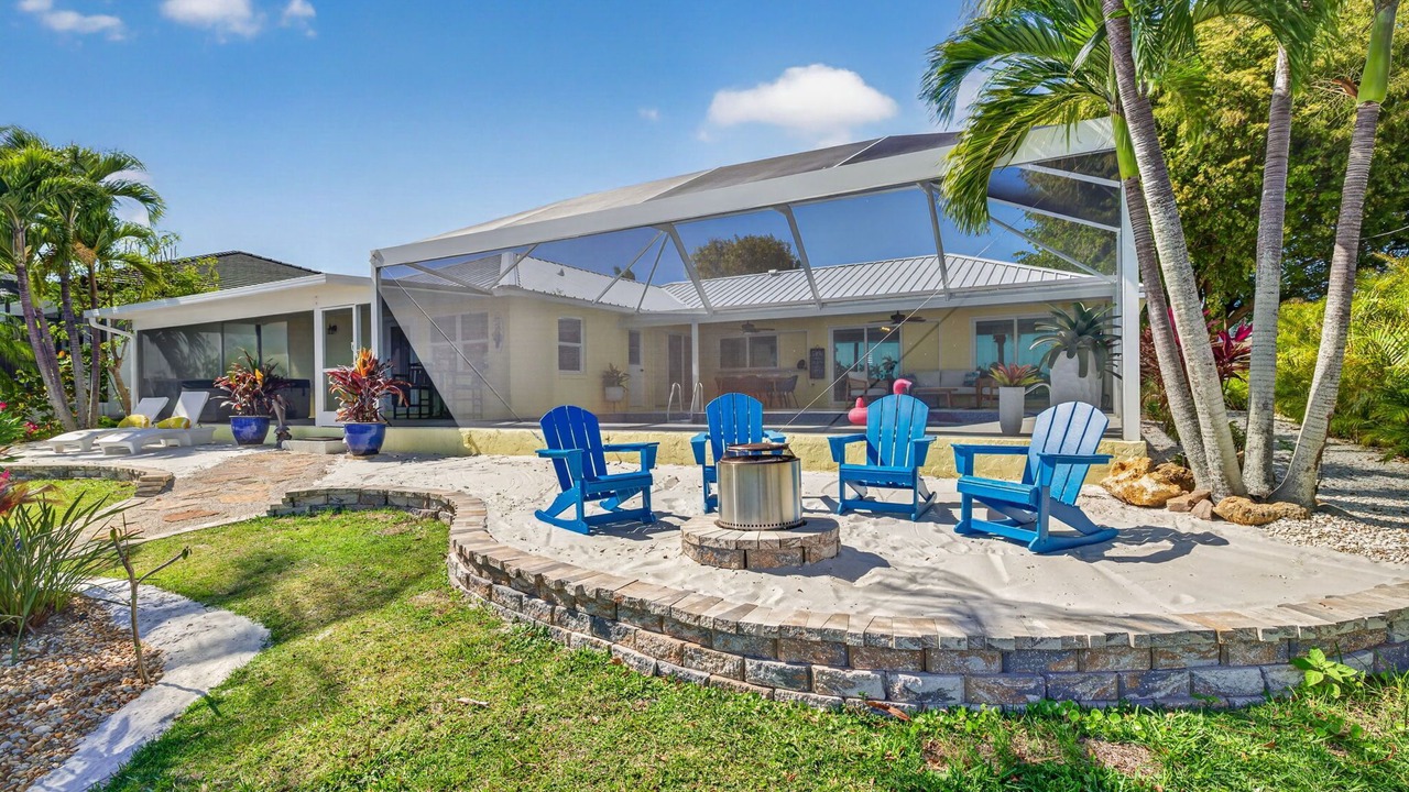 Photo of Patio Balcony in Eight Lakes