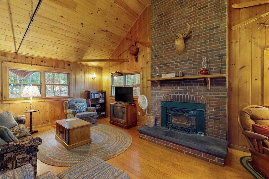 Photo of Livingroom in Greenville Junction