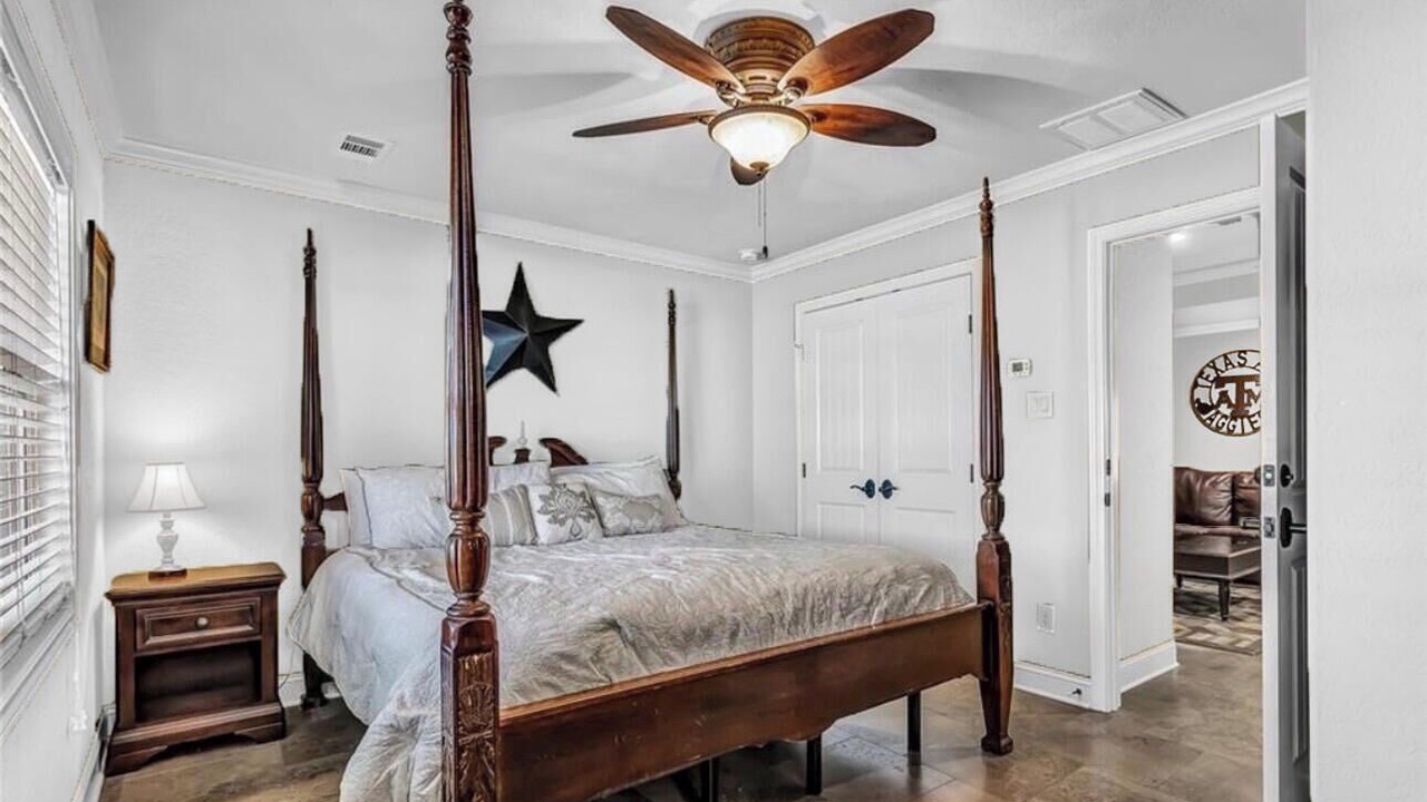 Photo of Bedroom in Redmond Terrace