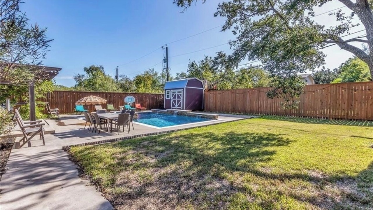 Photo of Outdoor in Redmond Terrace