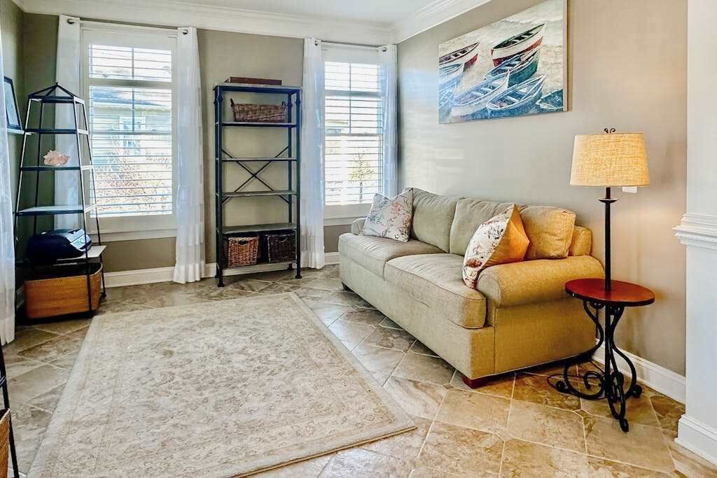 Photo of Livingroom in Long Neck