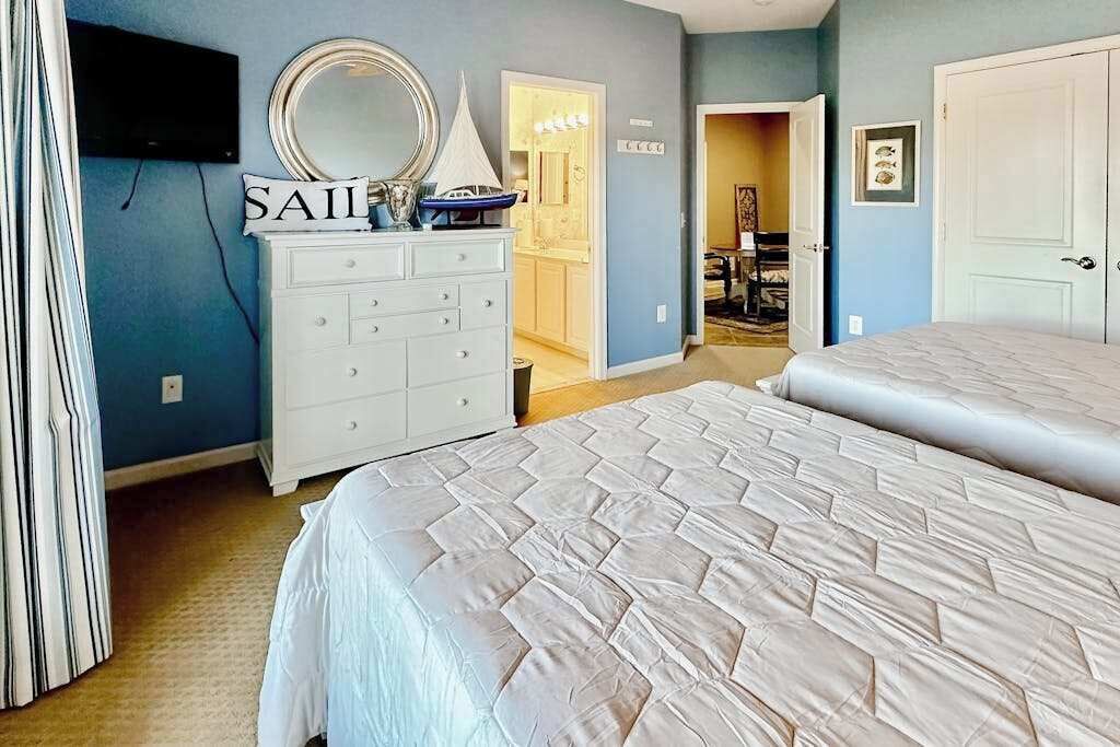 Photo of Bedroom in Long Neck