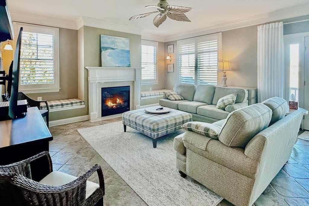 Photo of Livingroom in Long Neck