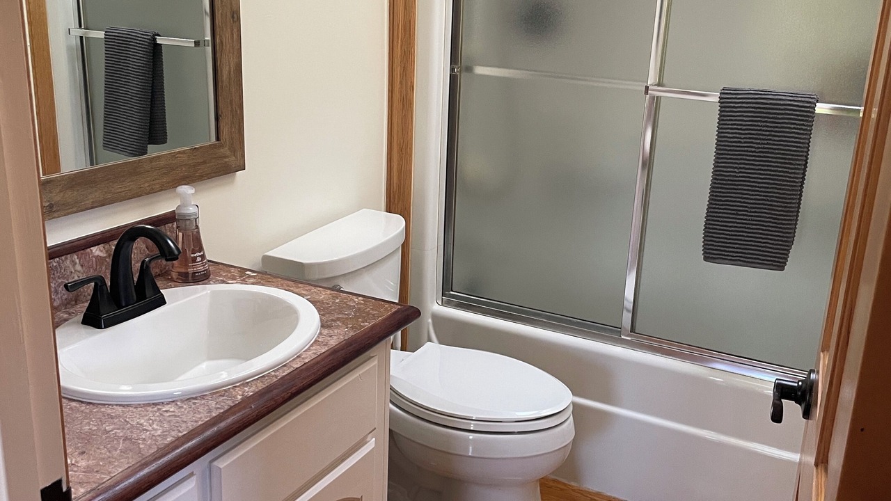 Photo of Bathroom in Fairview