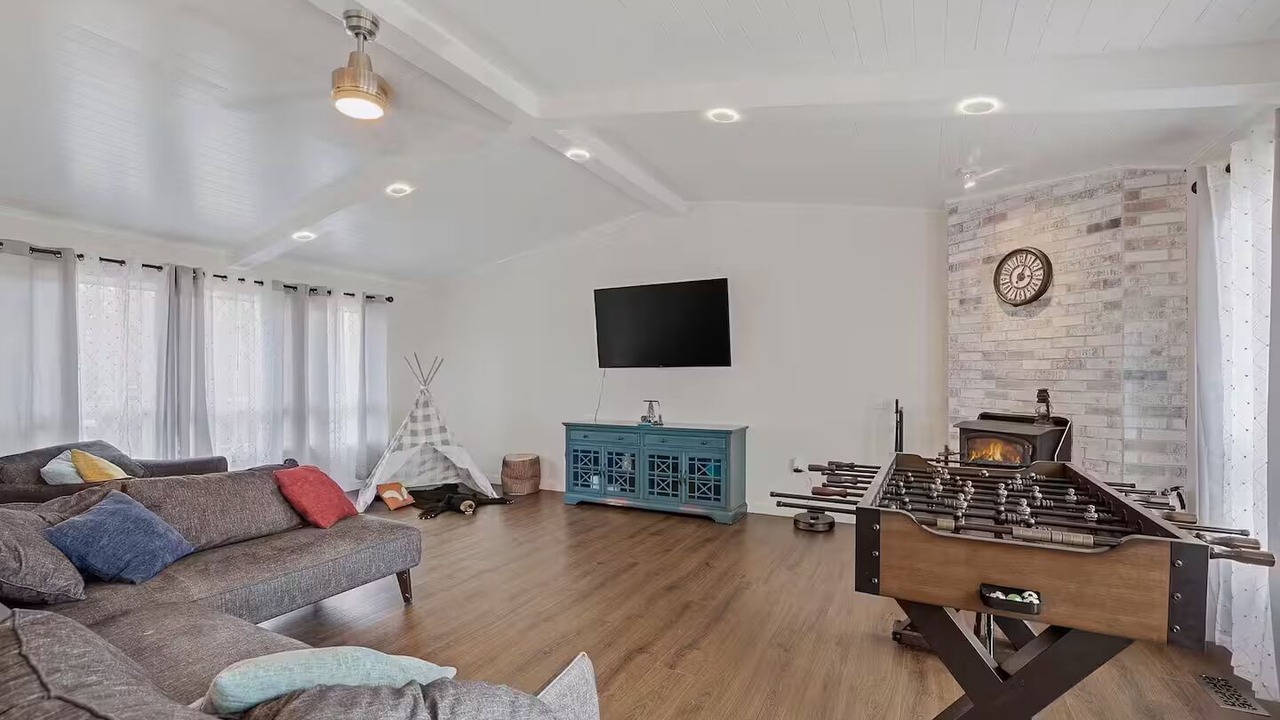 Photo of Livingroom in Nikiski