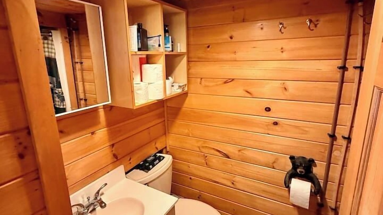 Photo of Bathroom in Rockwood
