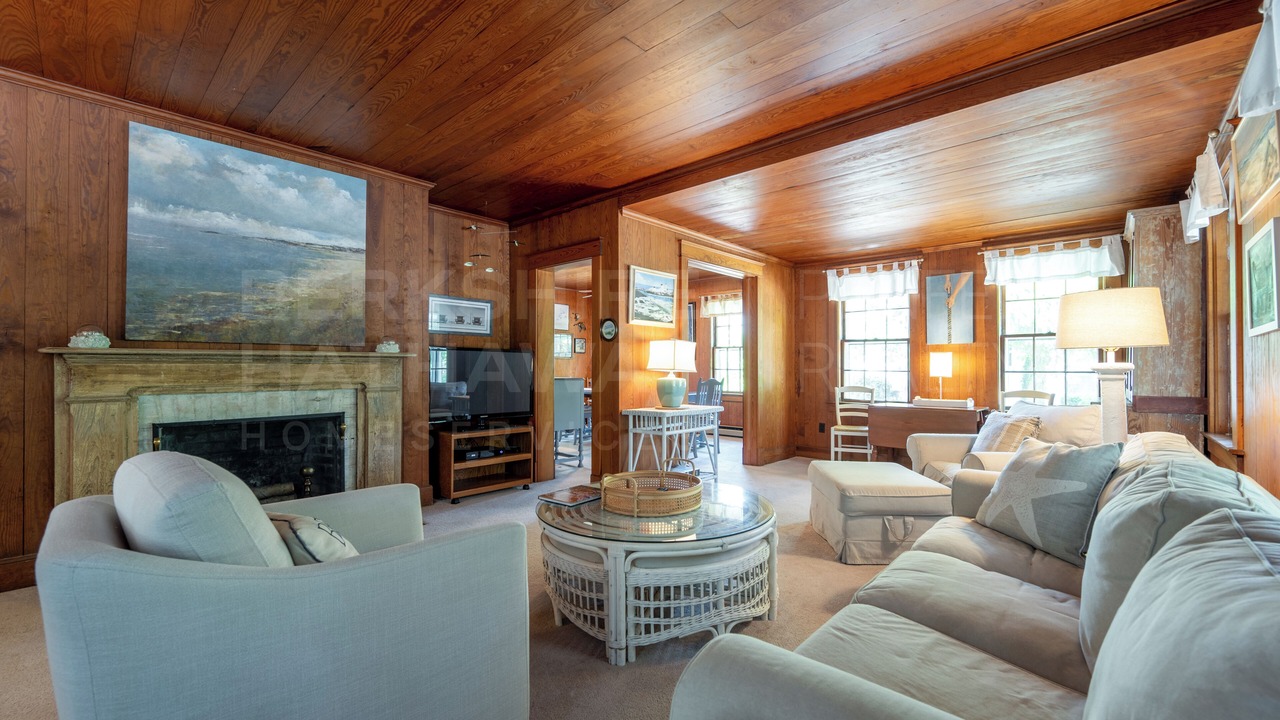 Photo of Livingroom in The Pines