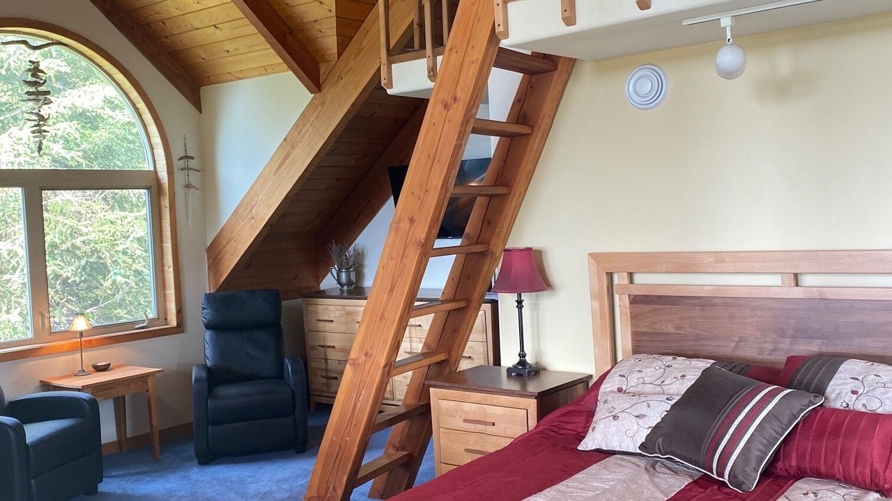 Photo of Bedroom in Fritz Creek