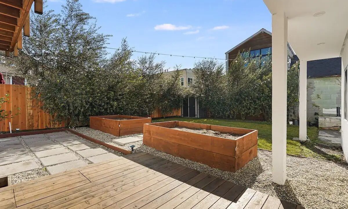 Photo of Patio Balcony in Temescal