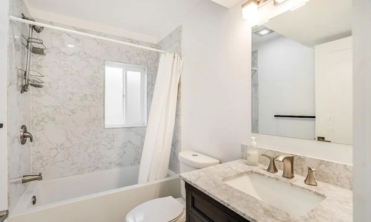 Photo of Bathroom in Temescal