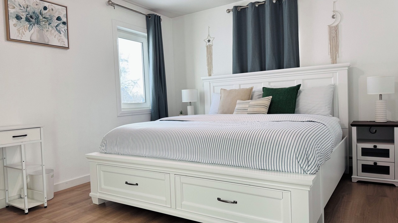 Photo of Bedroom in Fairbanks