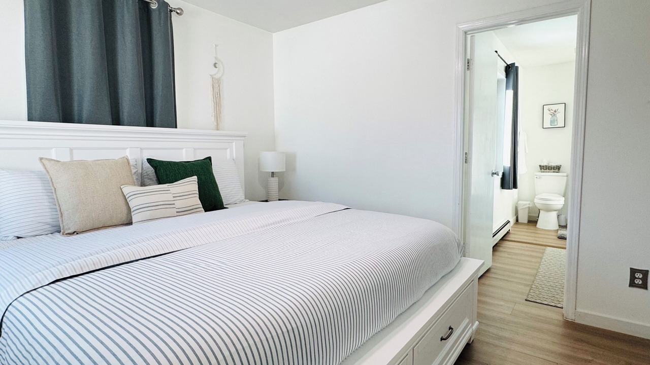 Photo of Bedroom in Fairbanks