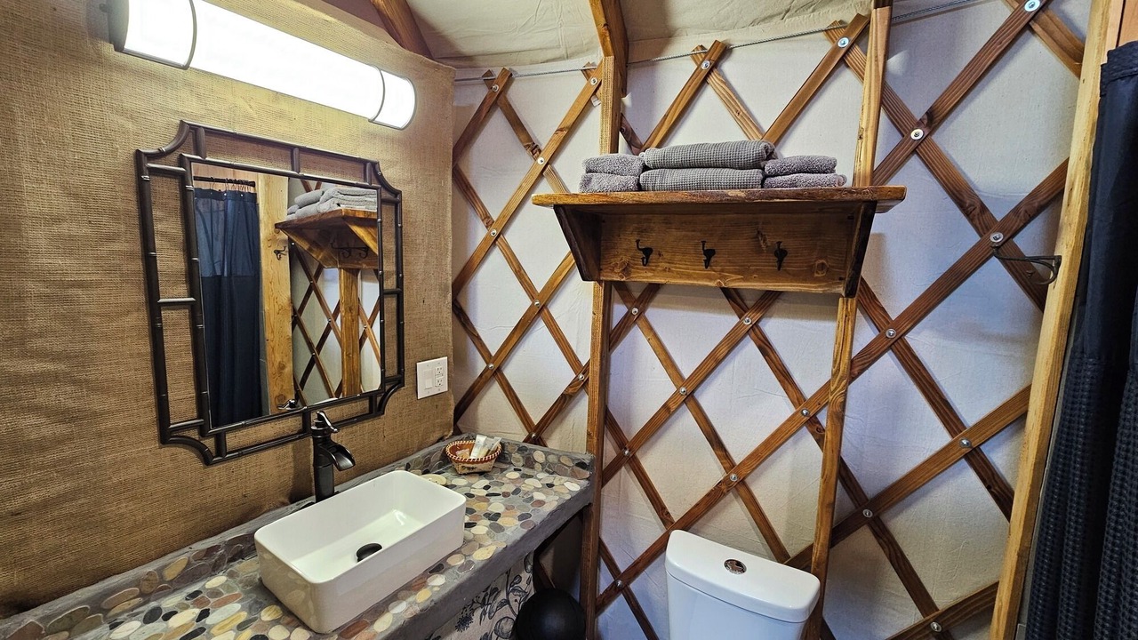 Photo of Bathroom in Slana