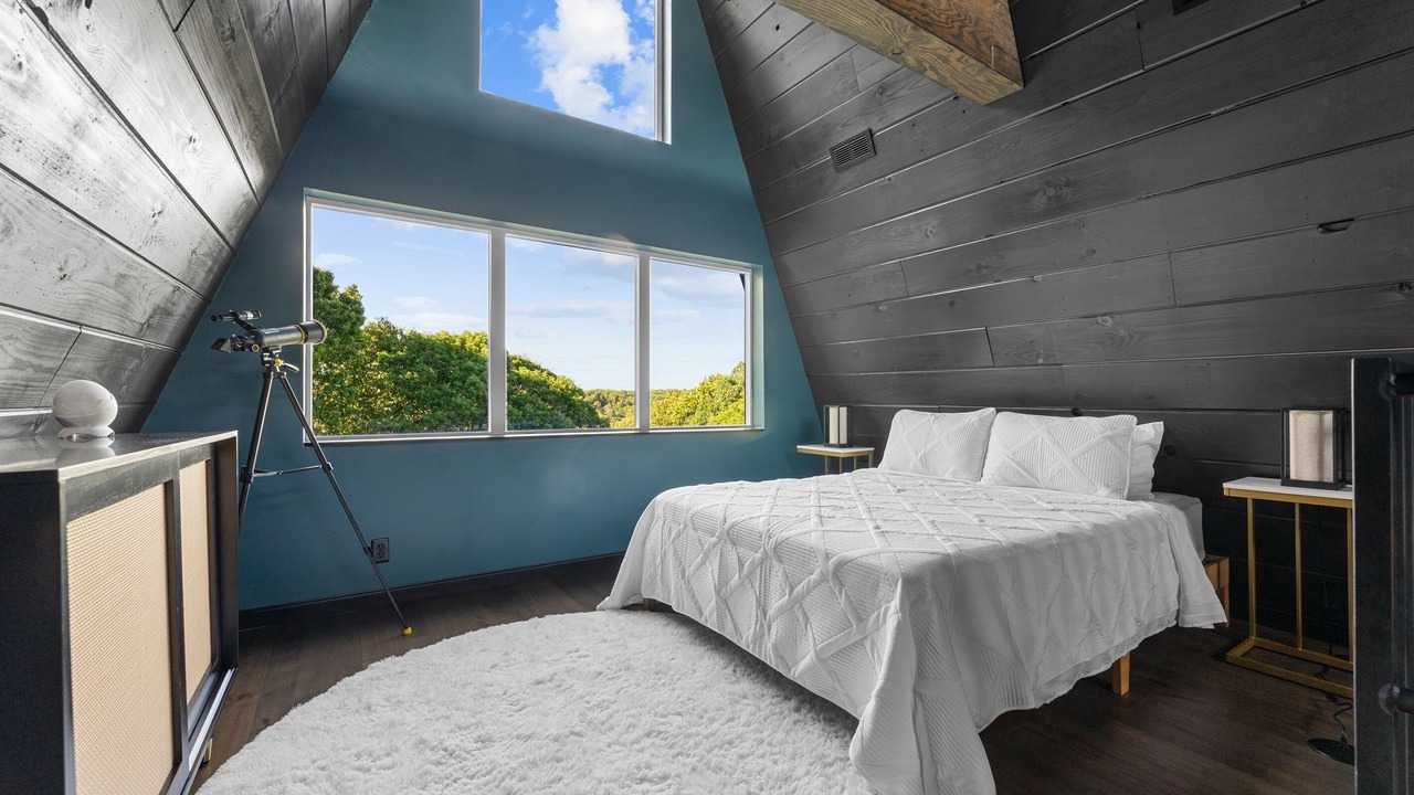 Photo of Bedroom in Omaha