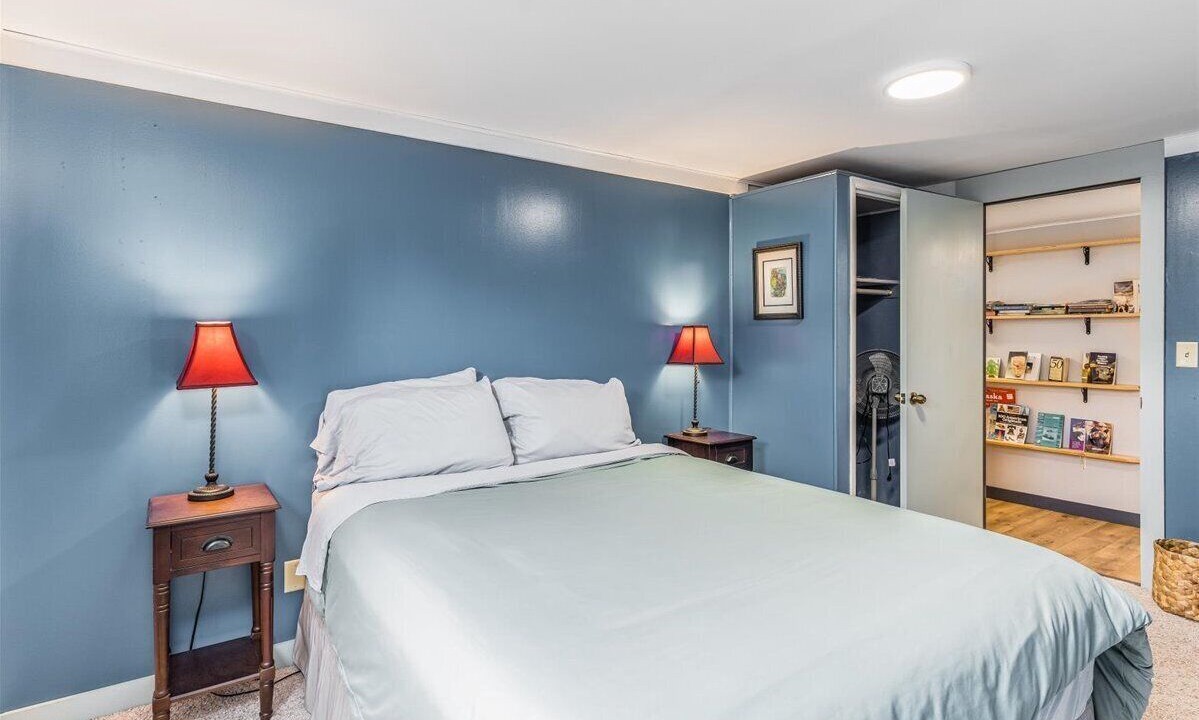 Photo of Bedroom in Seward