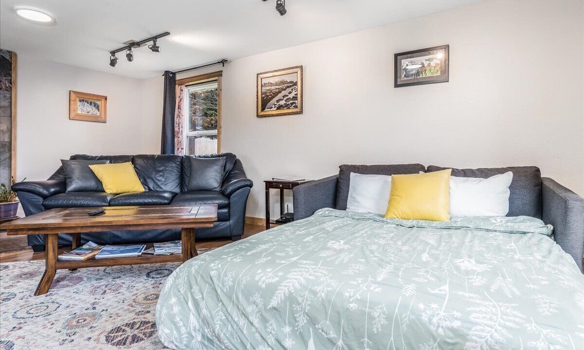 Photo of Bedroom in Seward