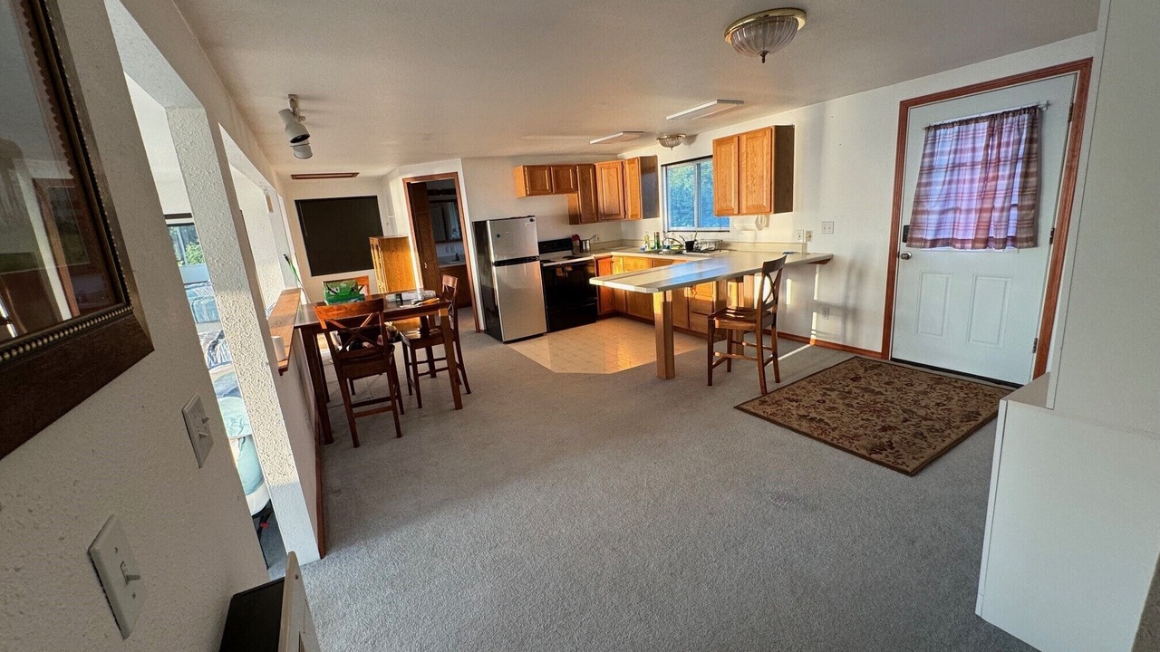 Photo of Kitchen in Ninilchik