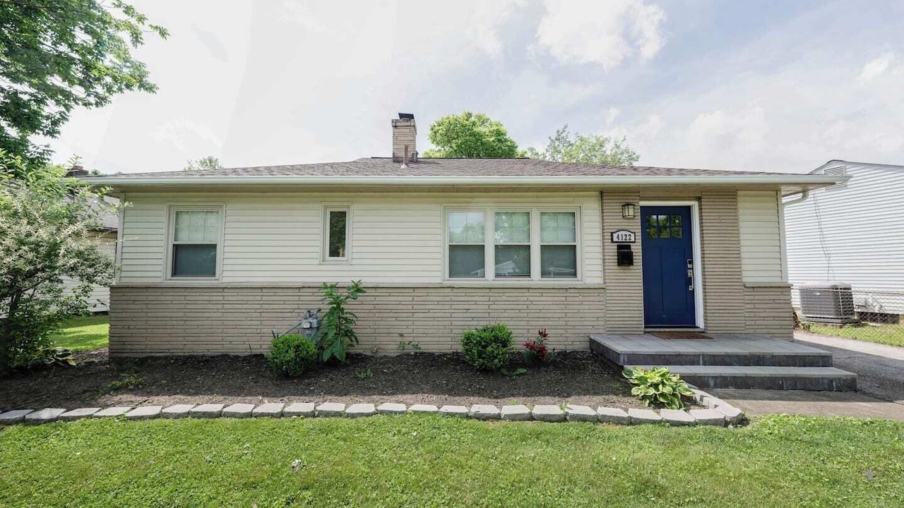 Photo of Outdoor in Grove City