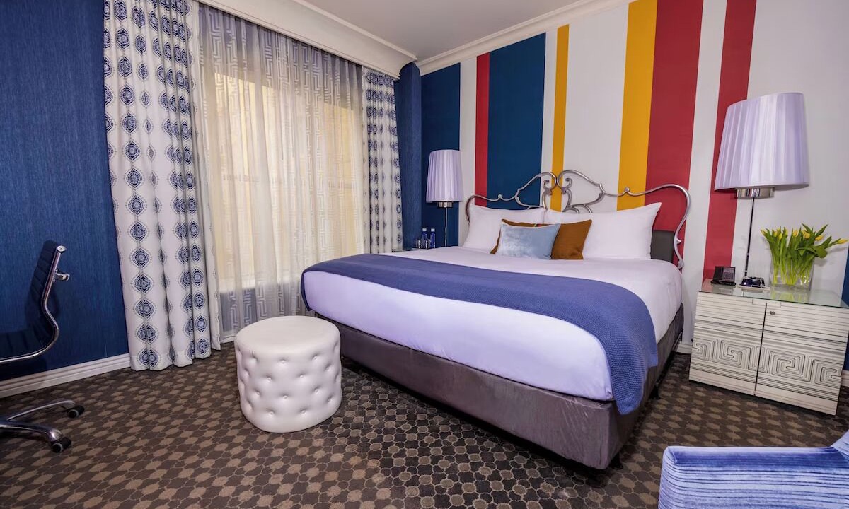Photo of Bedroom in Theater District