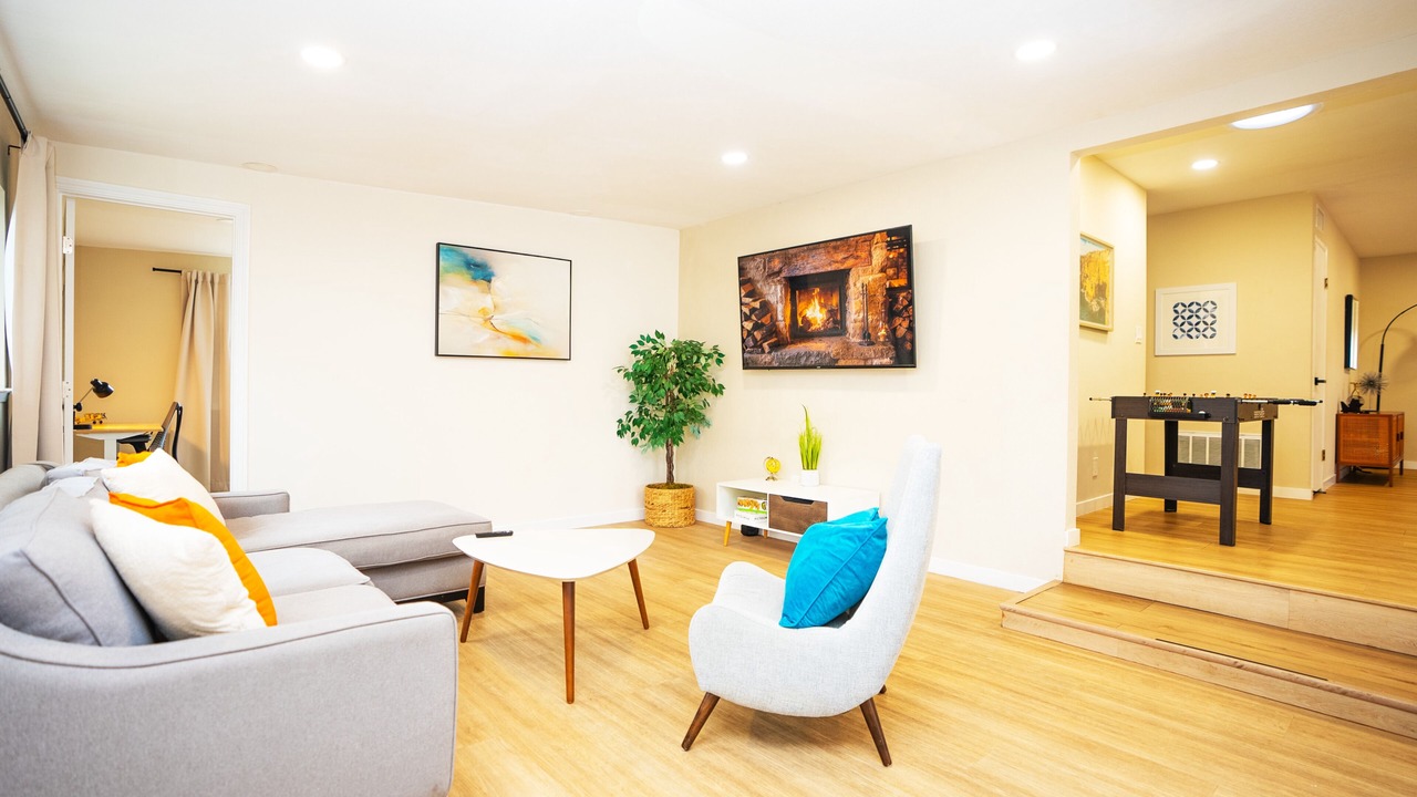 Photo of Livingroom in North San Jose
