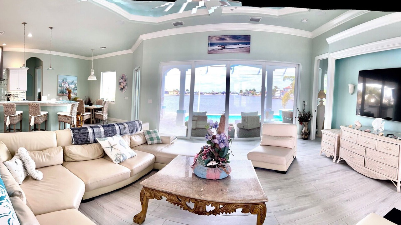 Photo of Livingroom in Burnt Store