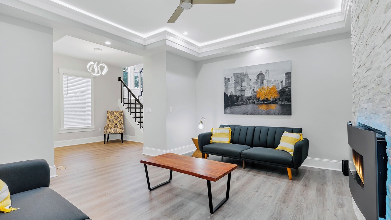 Photo of Livingroom in Near East Columbus