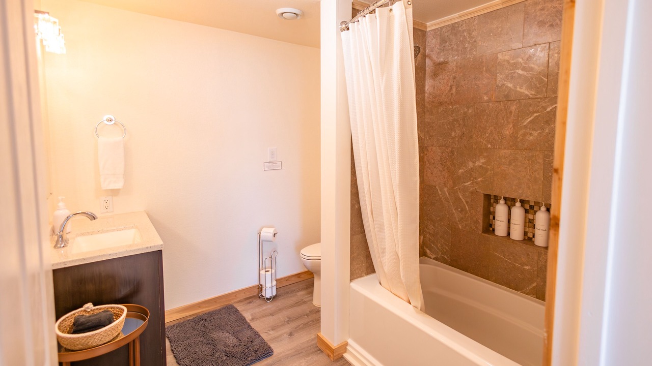 Photo of Bathroom in Homer