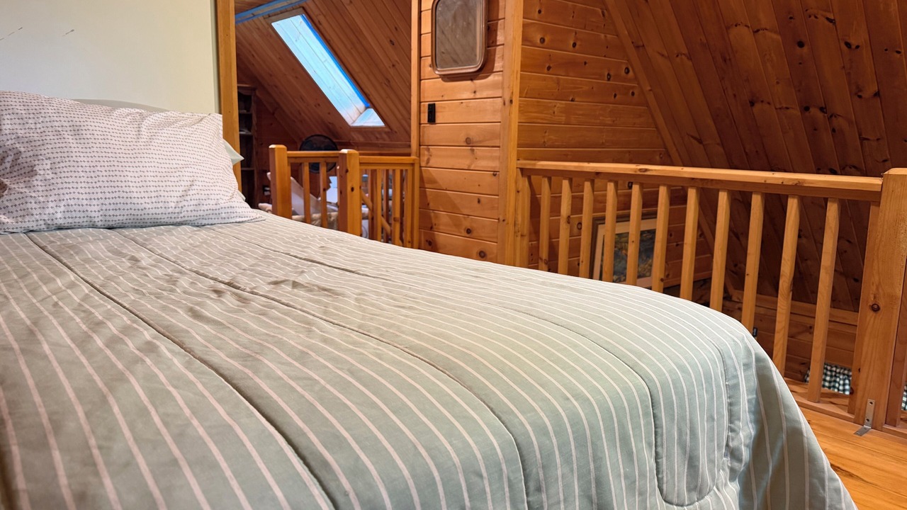 Photo of Bedroom in Caratunk