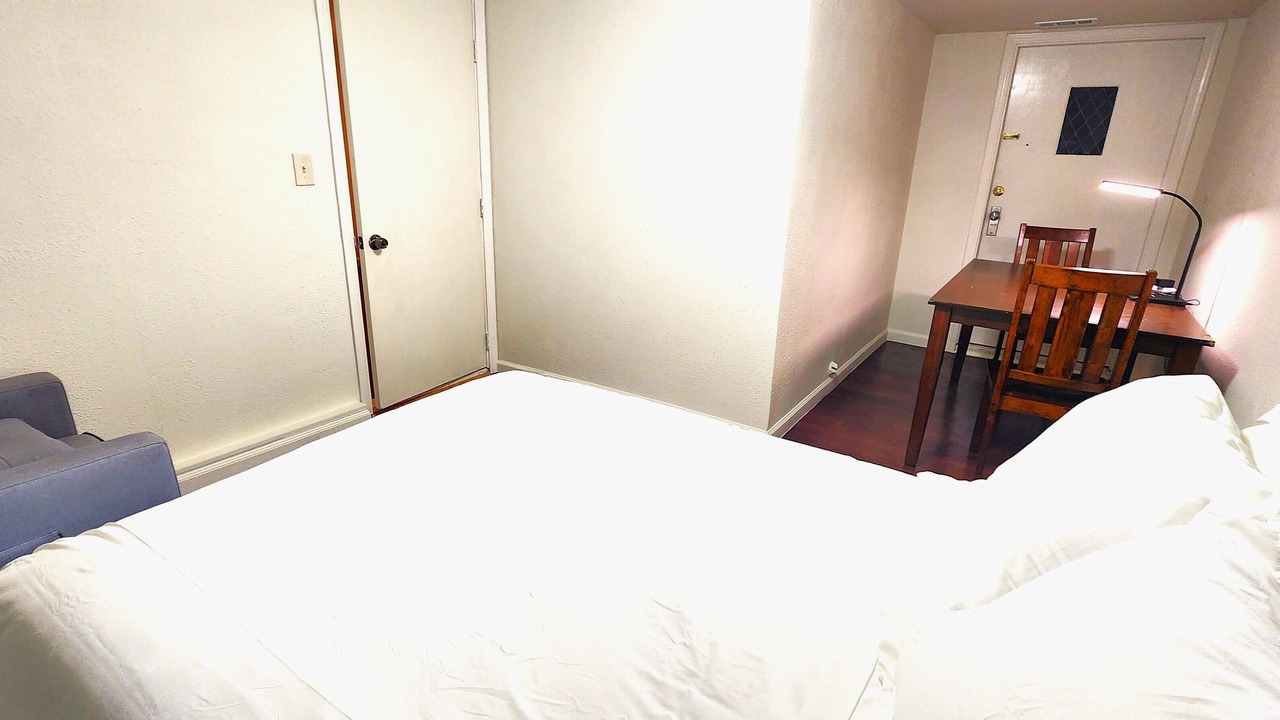 Photo of Bedroom in Albany