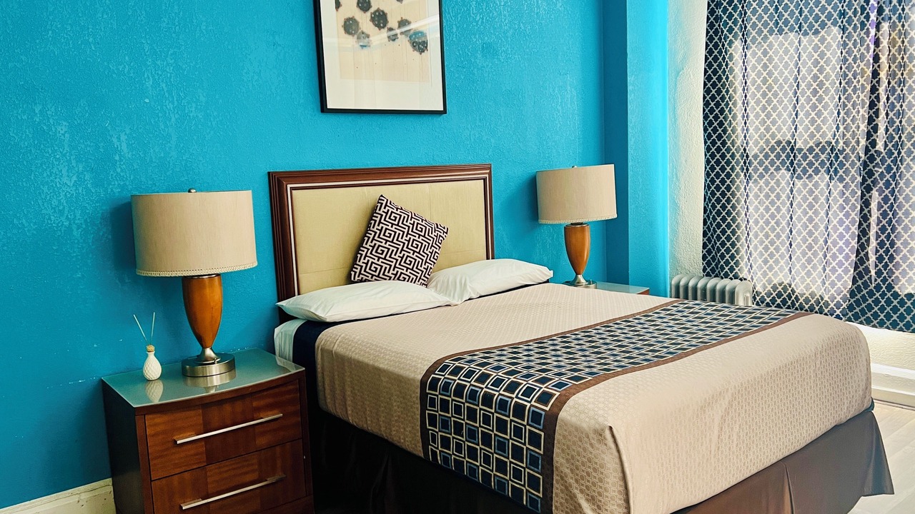 Photo of Bedroom in Theater District