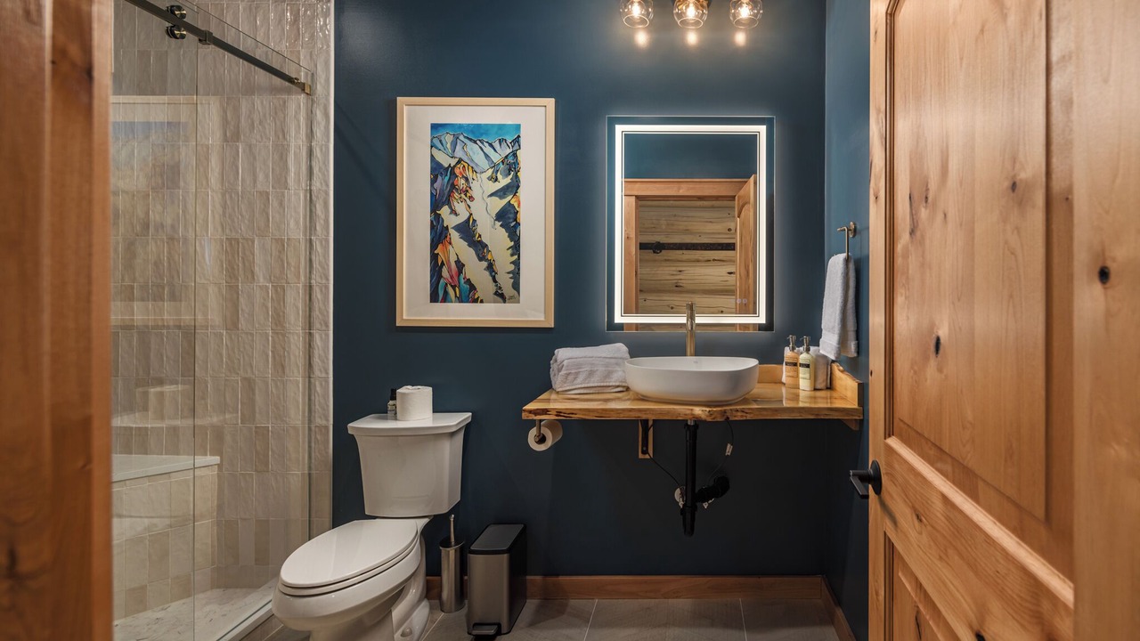 Photo of Bathroom in Glacier View