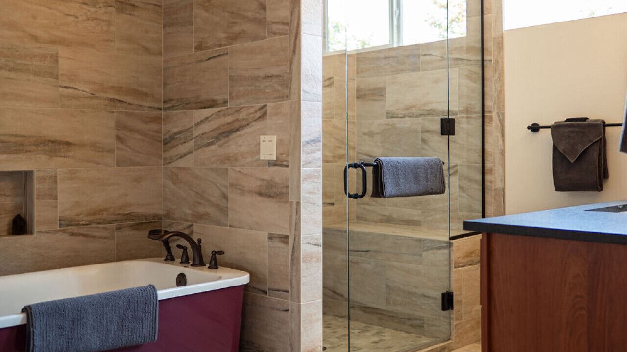 Photo of Bathroom in Lowell Point