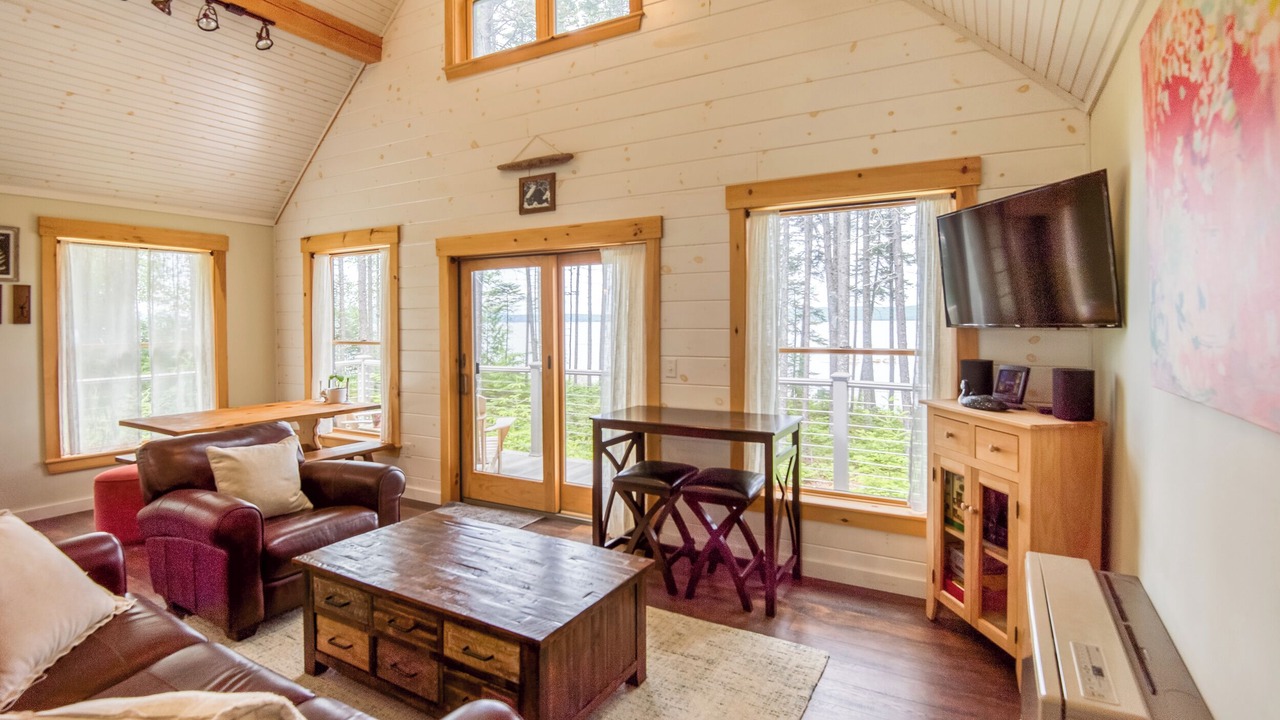 Photo of Livingroom in Rangeley Plantation