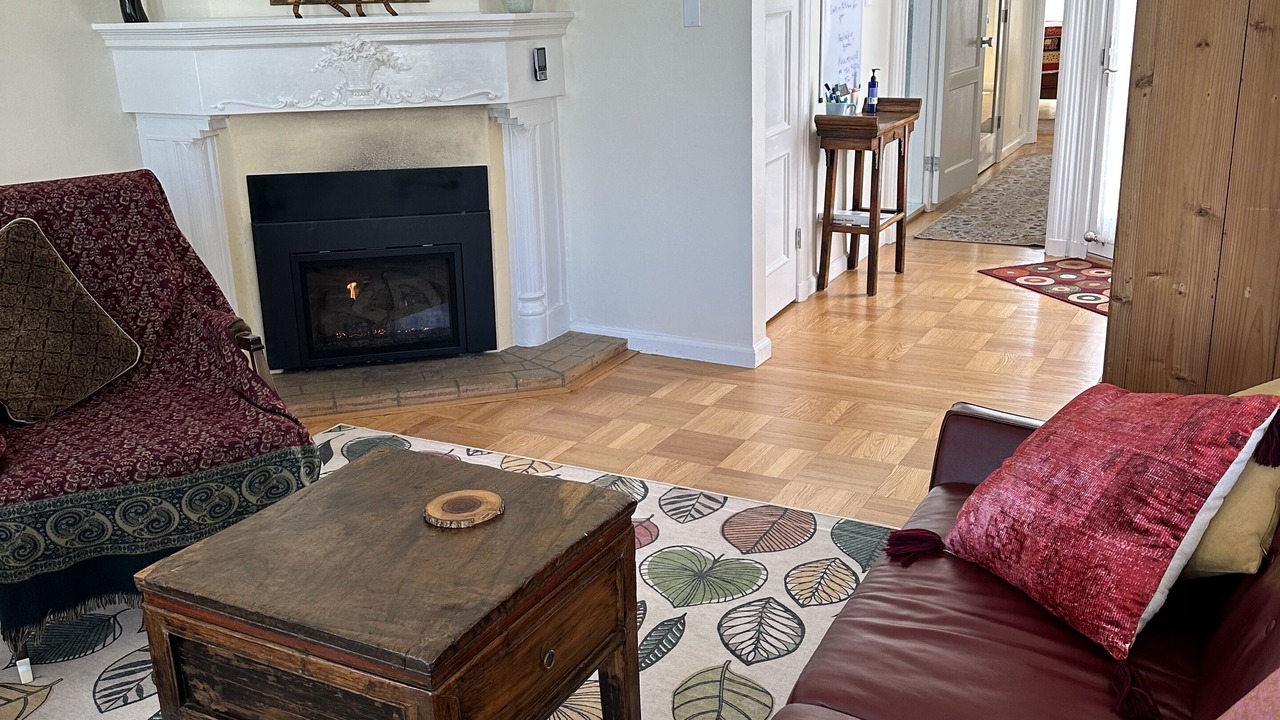Photo of Livingroom in Miraloma