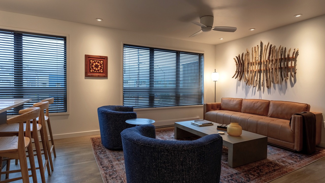 Photo of Livingroom in Downtown Juneau
