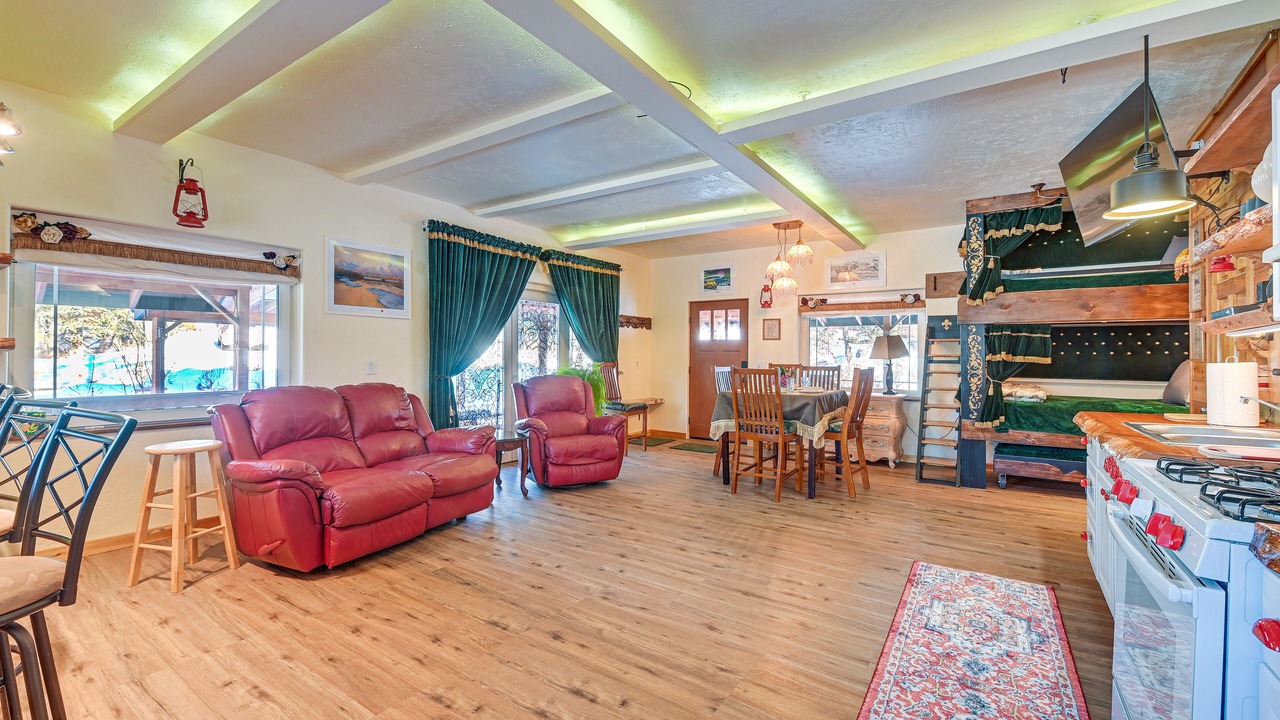 Photo of Livingroom in Nikiski