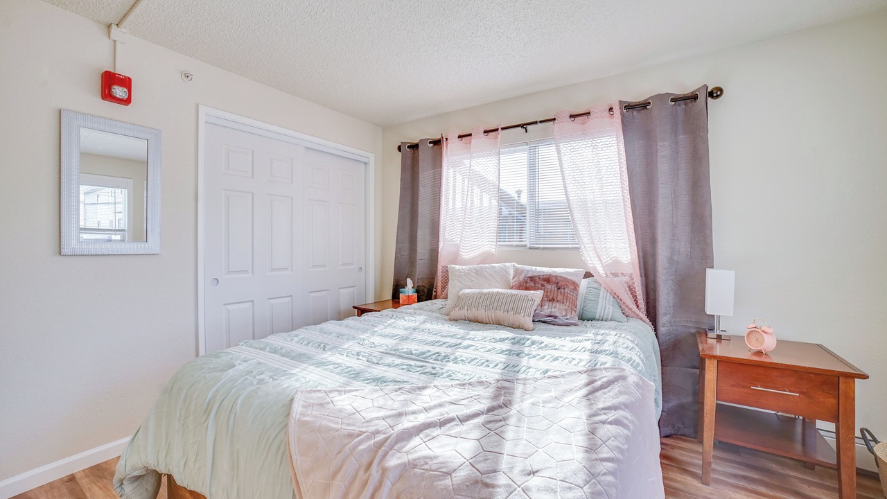 Photo of Bedroom in Midtown Anchorage