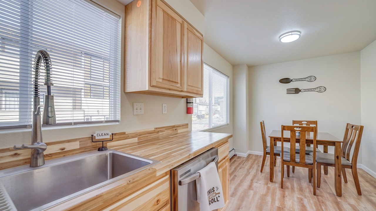 Photo of Kitchen in Midtown Anchorage