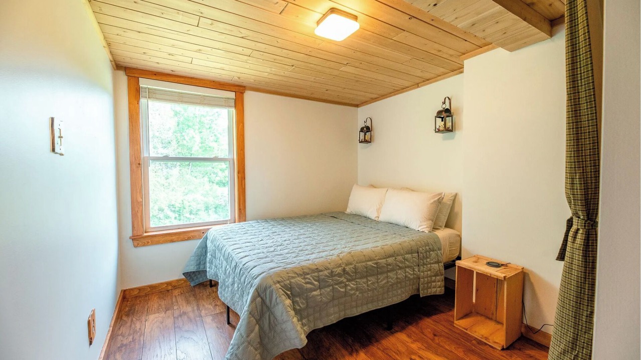 Photo of Bedroom in Eustis