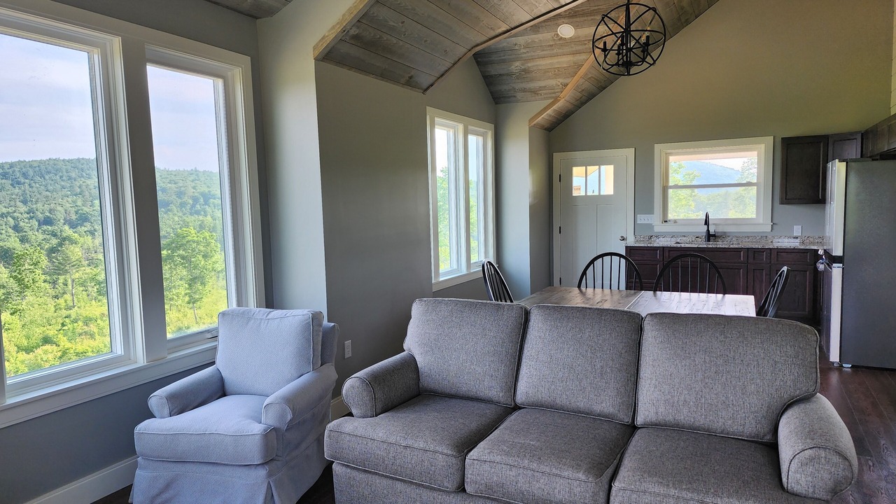 Photo of Livingroom in Brooks