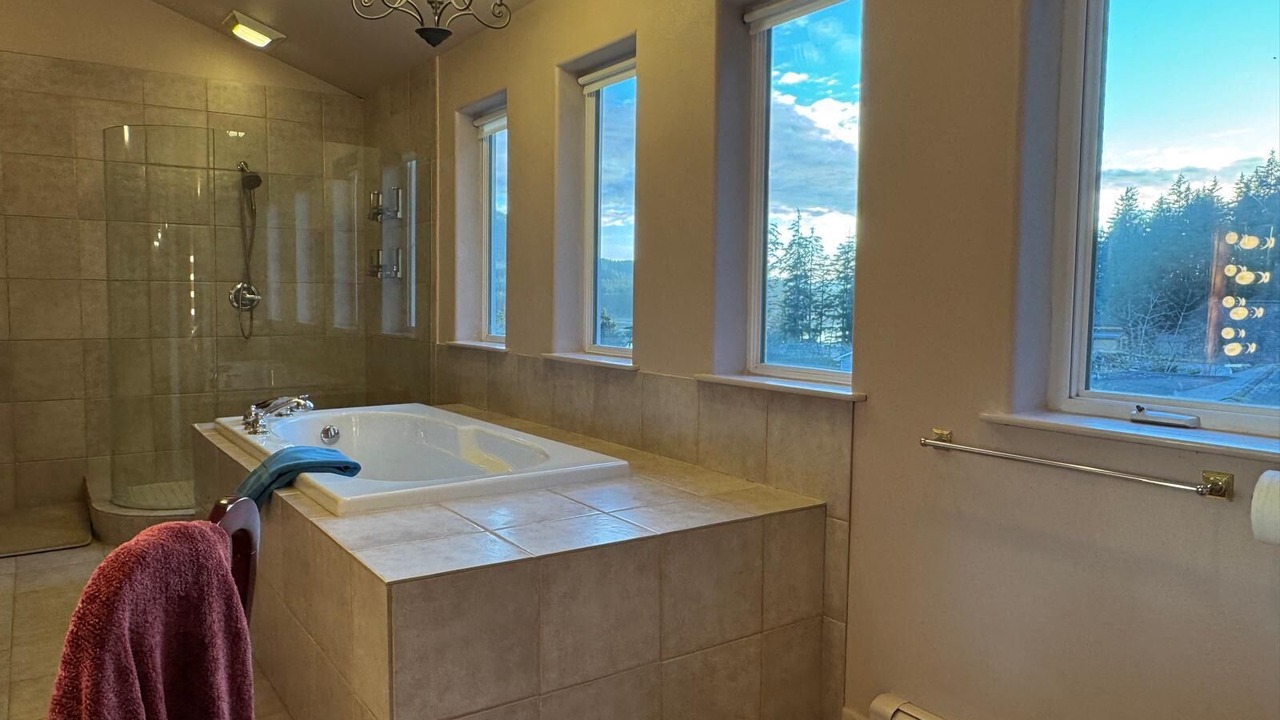 Photo of Bathroom in Juneau
