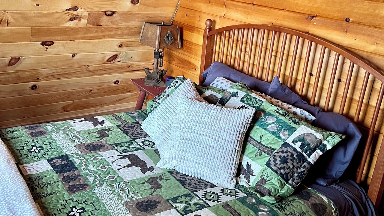 Photo of Bedroom in Canaan