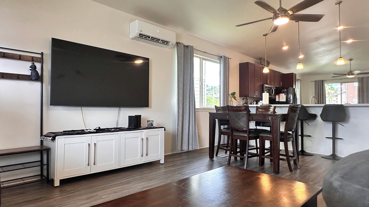 Photo of Others in Ewa