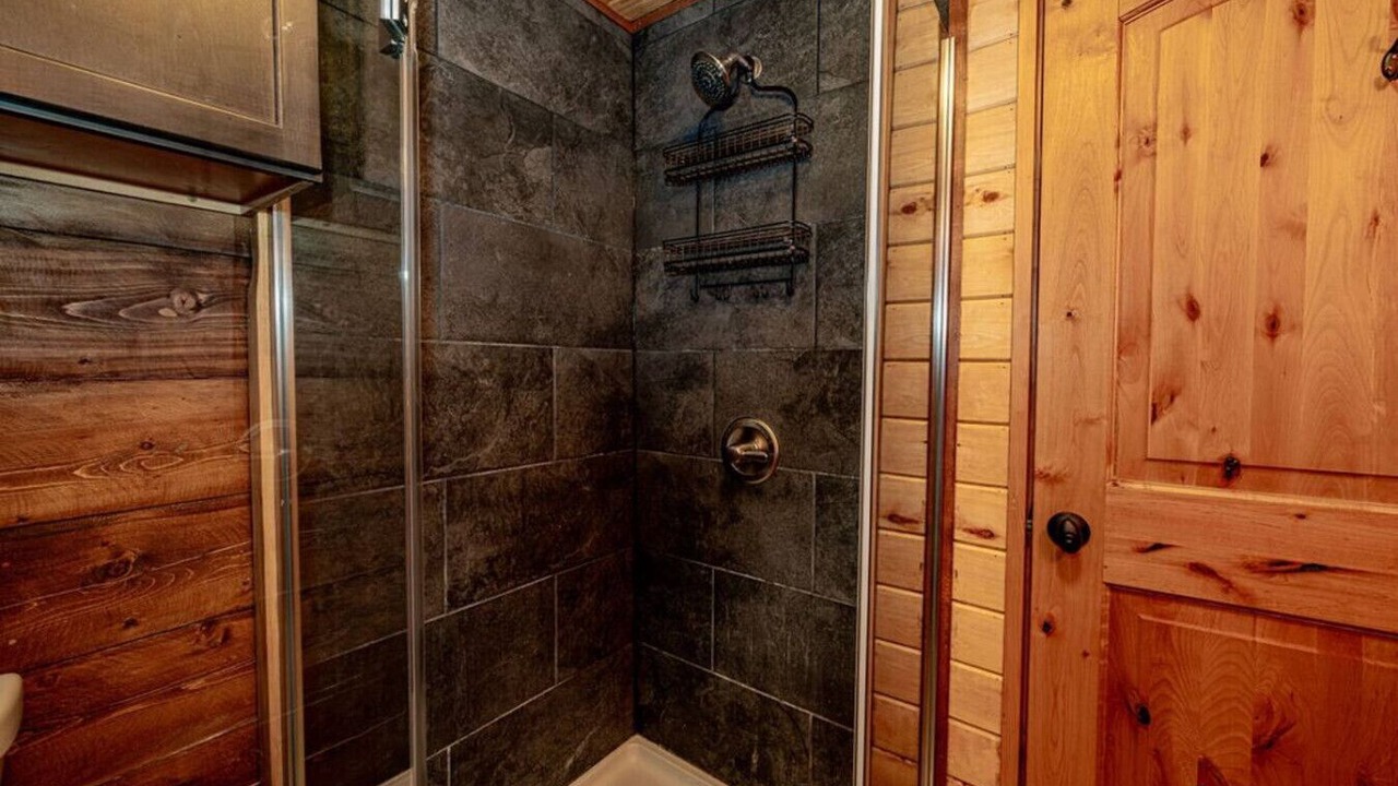 Photo of Bathroom in Homer