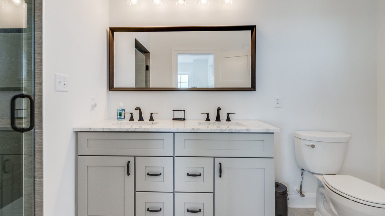 Photo of Bathroom in Broadkill Beach