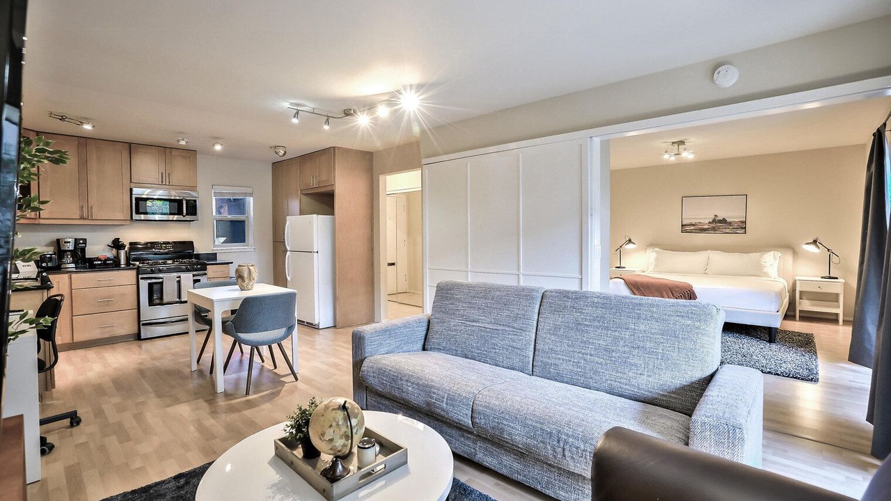 Photo of Livingroom in University South